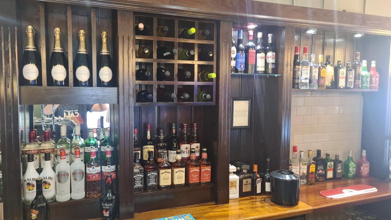 Hen House Hotel Cannock Luaran gambar