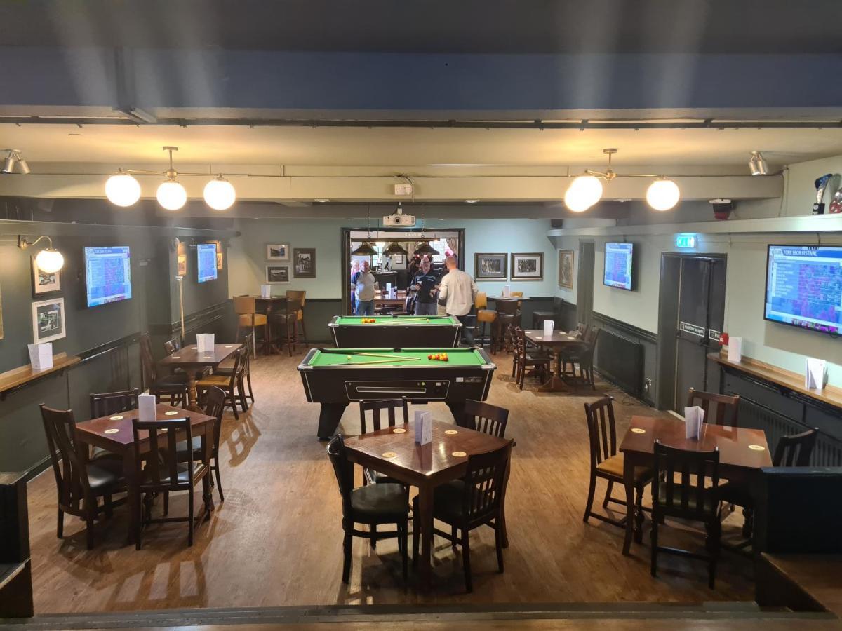 Hen House Hotel Cannock Luaran gambar