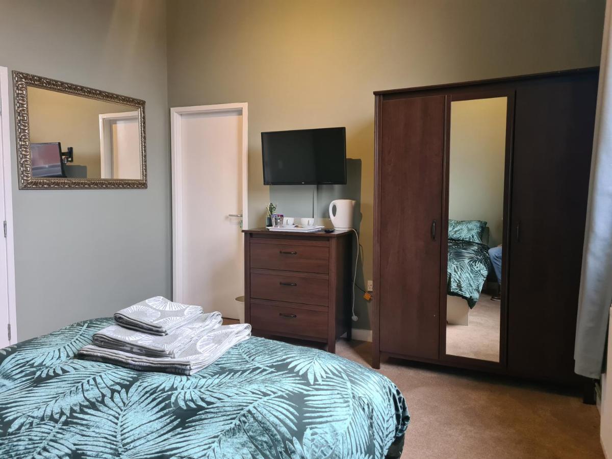Hen House Hotel Cannock Luaran gambar